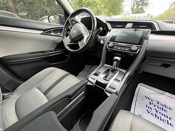 2018 Honda Civic 10th Gen - Image 10 of 18