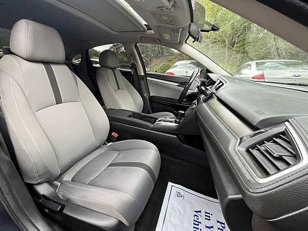2018 Honda Civic 10th Gen - Image 6 of 18