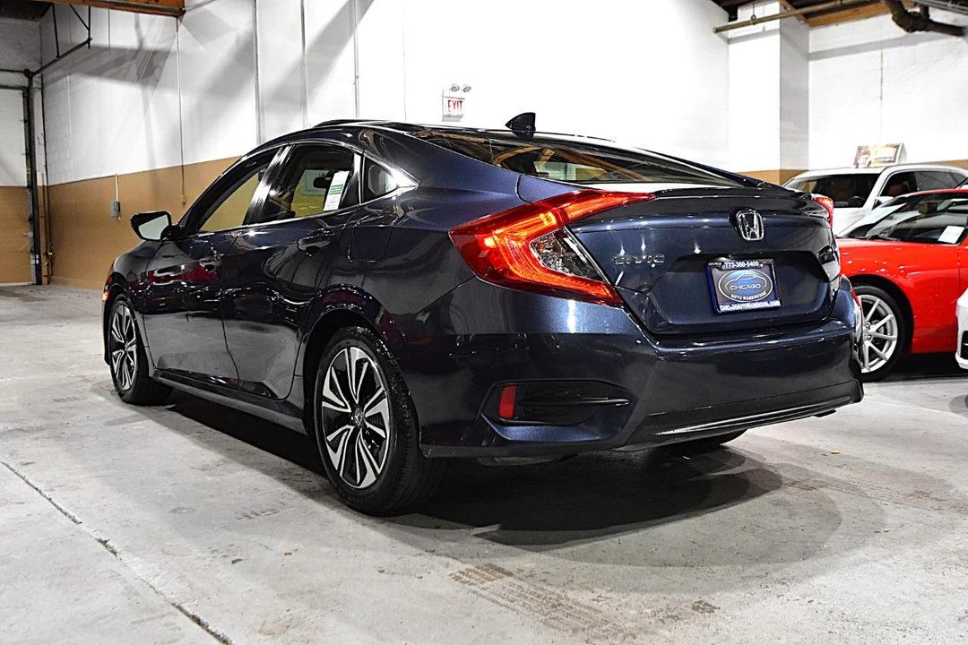 2018 Honda Civic 10th Gen - Image 10 of 21