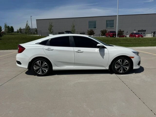 2018 Honda Civic 10th Gen - Image 5 of 31