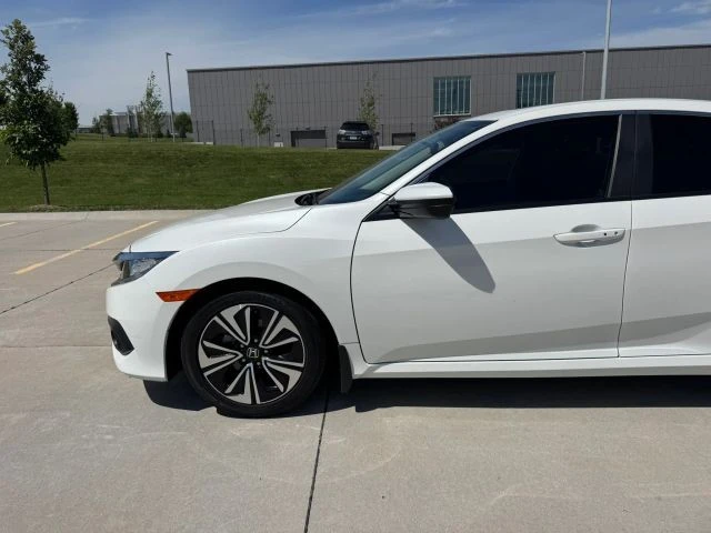 2018 Honda Civic 10th Gen - Image 31 of 31