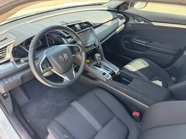 2018 Honda Civic 10th Gen - Image 10 of 31