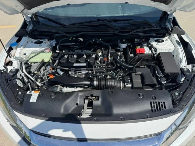 2018 Honda Civic 10th Gen - Image 16 of 31