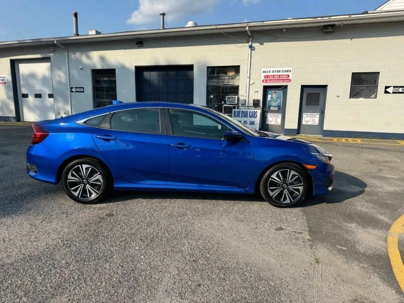 2018 Honda Civic 10th Gen - Image 6 of 12