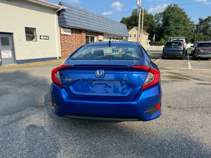 2018 Honda Civic 10th Gen - Image 10 of 12