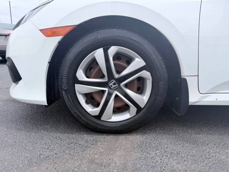 2018 Honda Civic 10th Gen - Image 9 of 14