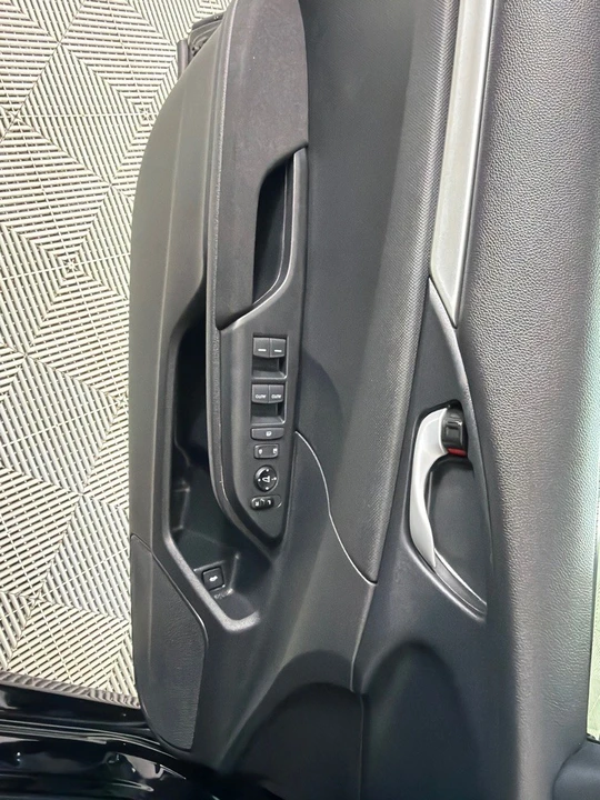 2018 Honda Civic 10th Gen - Image 10 of 21