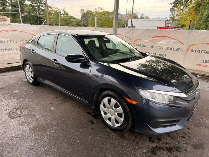 2018 Honda Civic 10th Gen - Image 7 of 12