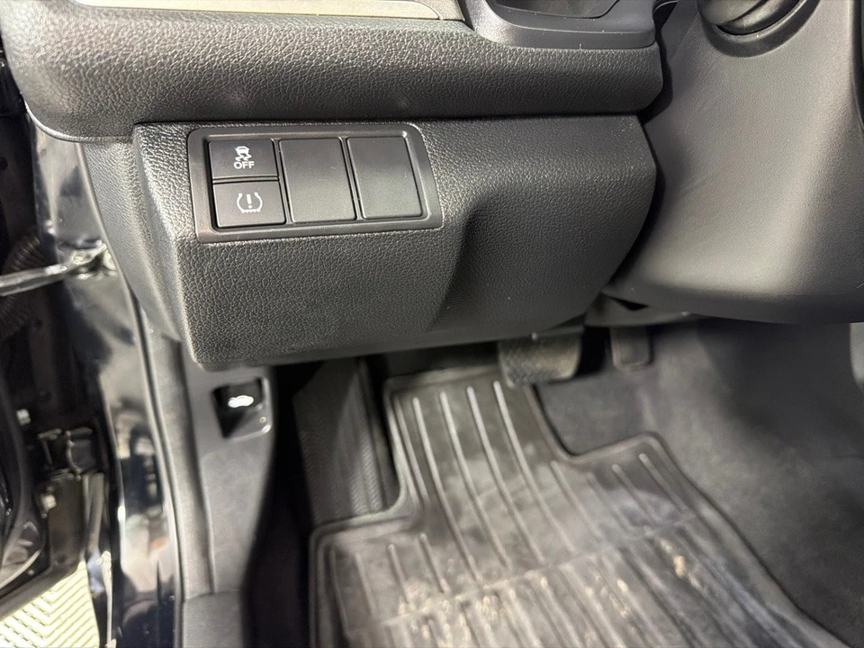 2018 Honda Civic 10th Gen - Image 13 of 25