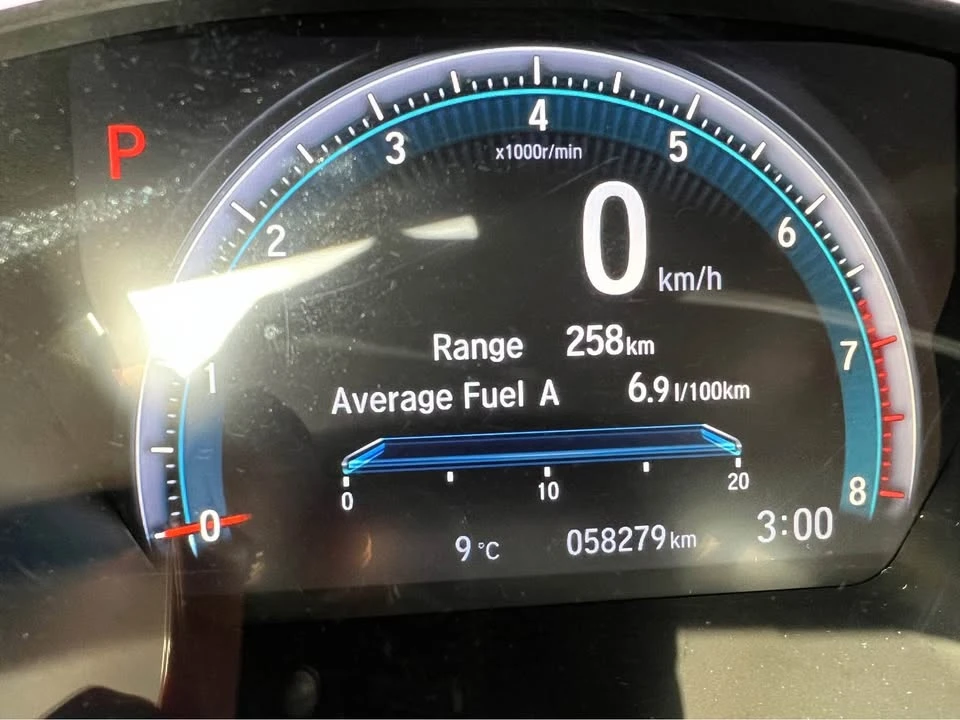 2018 Honda Civic 10th Gen - Image 8 of 10