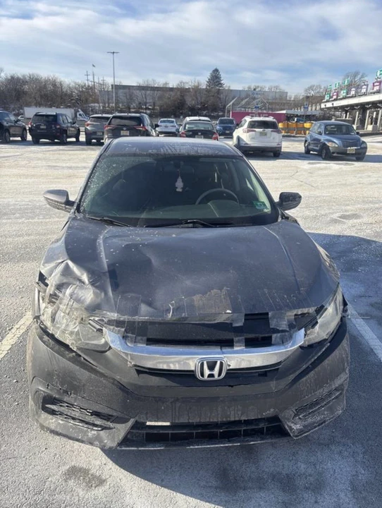 2018 Honda Civic 10th Gen - Image 4 of 4