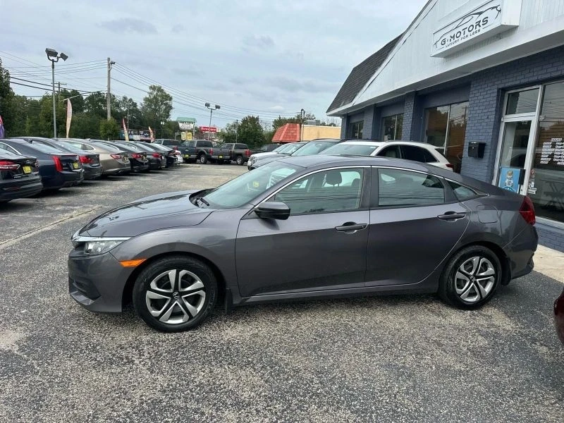 2018 Honda Civic 10th Gen - Image 4 of 12