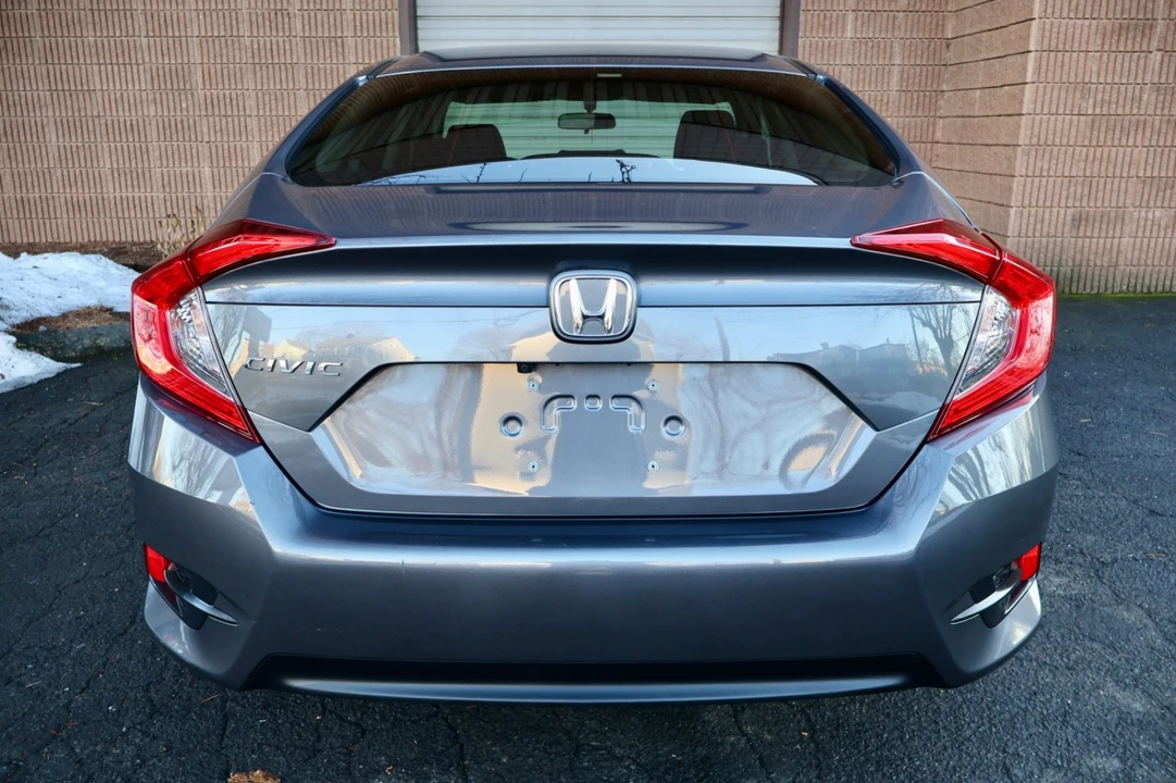 2018 Honda Civic 10th Gen - Image 7 of 21