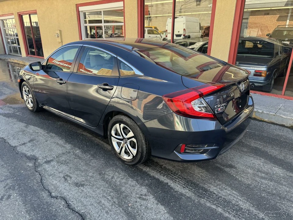 2018 Honda Civic 10th Gen - Image 21 of 21