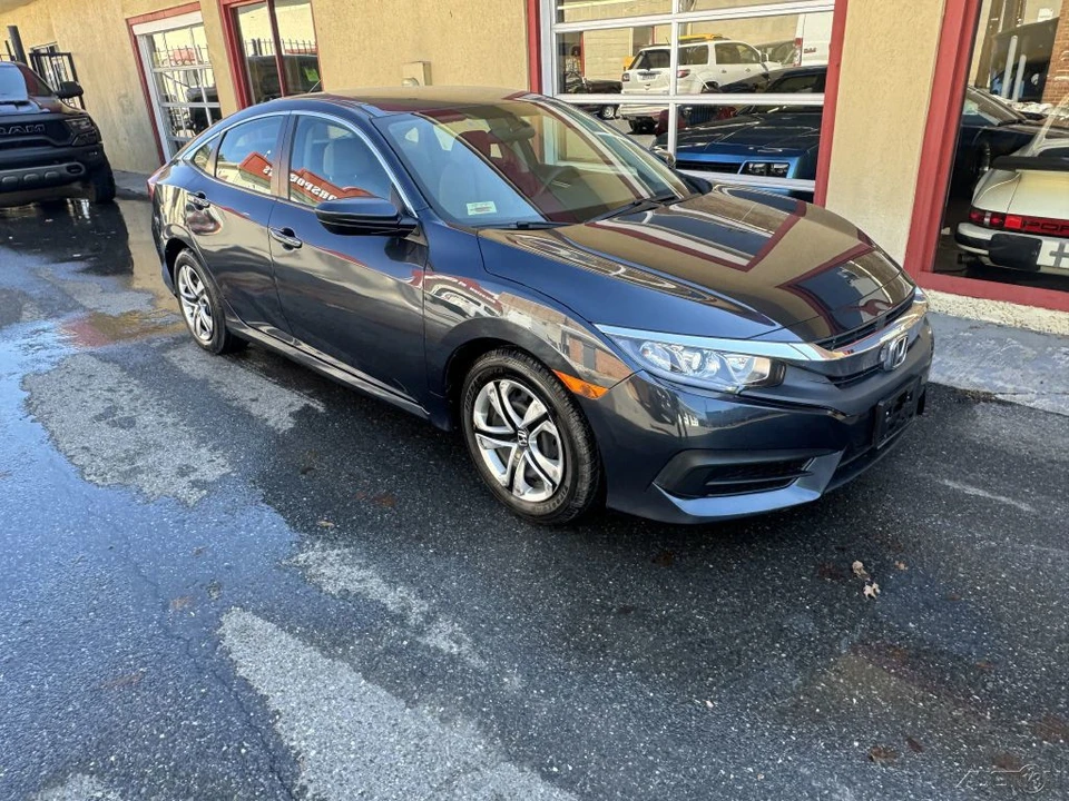 2018 Honda Civic 10th Gen - Image 5 of 21