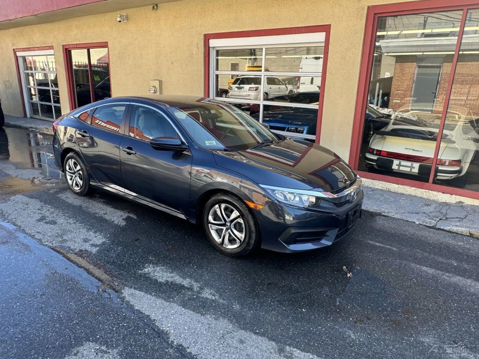 2018 Honda Civic 10th Gen - Image 3 of 21