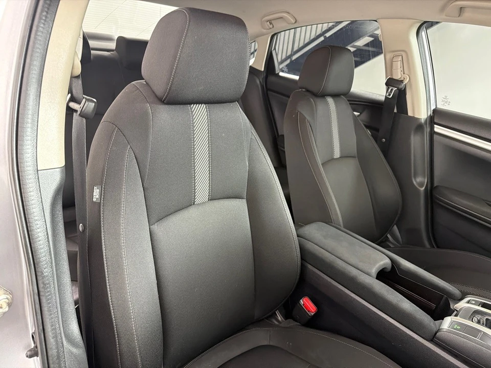 2018 Honda Civic 10th Gen - Image 19 of 20