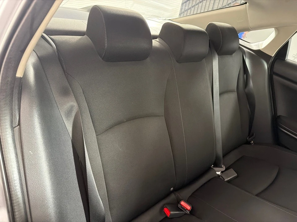2018 Honda Civic 10th Gen - Image 18 of 20