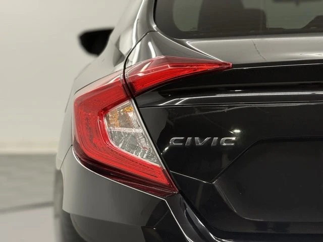 2018 Honda Civic 10th Gen - Image 9 of 12
