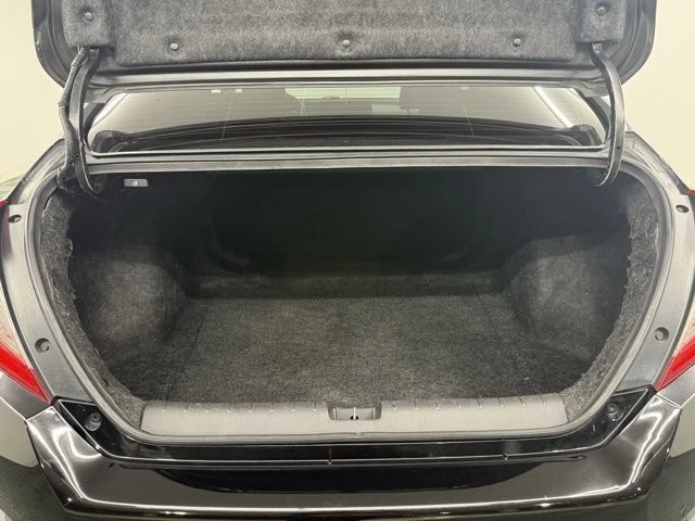 2018 Honda Civic 10th Gen - Image 11 of 12