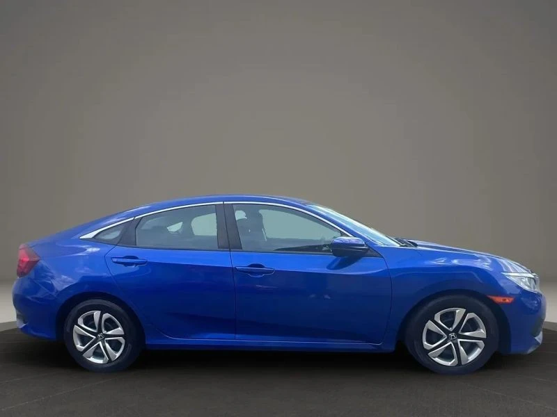 2018 Honda Civic 10th Gen - Image 3 of 12