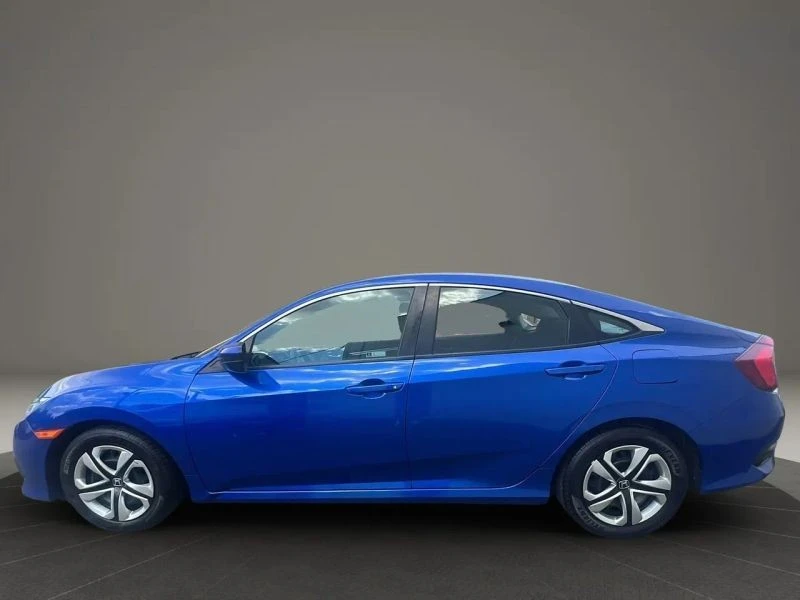 2018 Honda Civic 10th Gen - Image 7 of 12