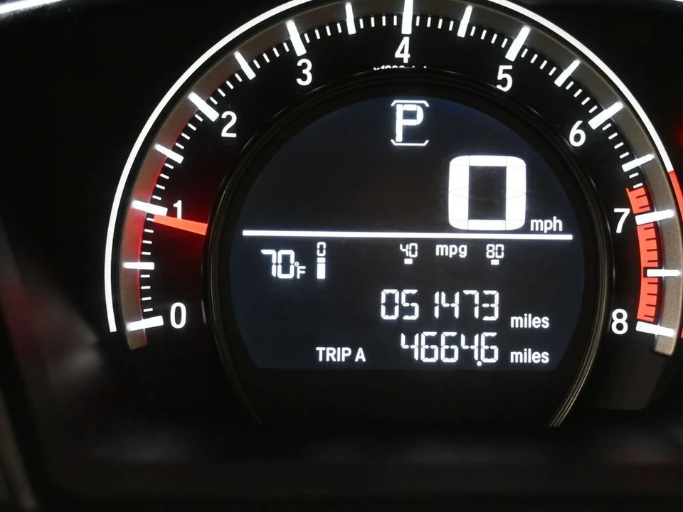 2018 Honda Civic 10th Gen - Image 16 of 21