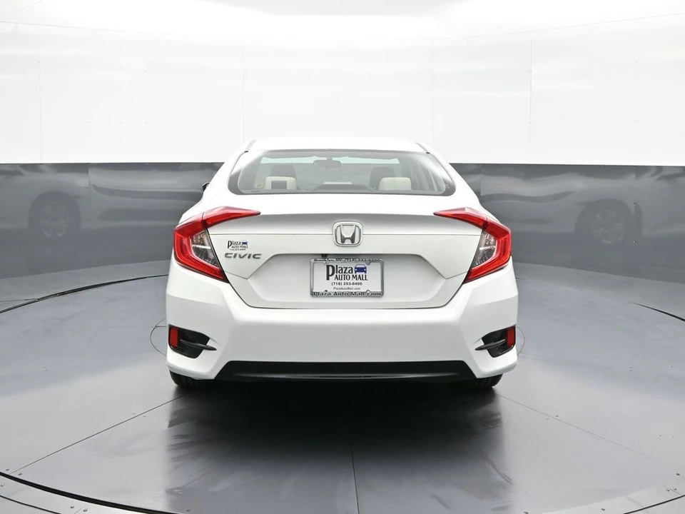2018 Honda Civic 10th Gen - Image 7 of 21