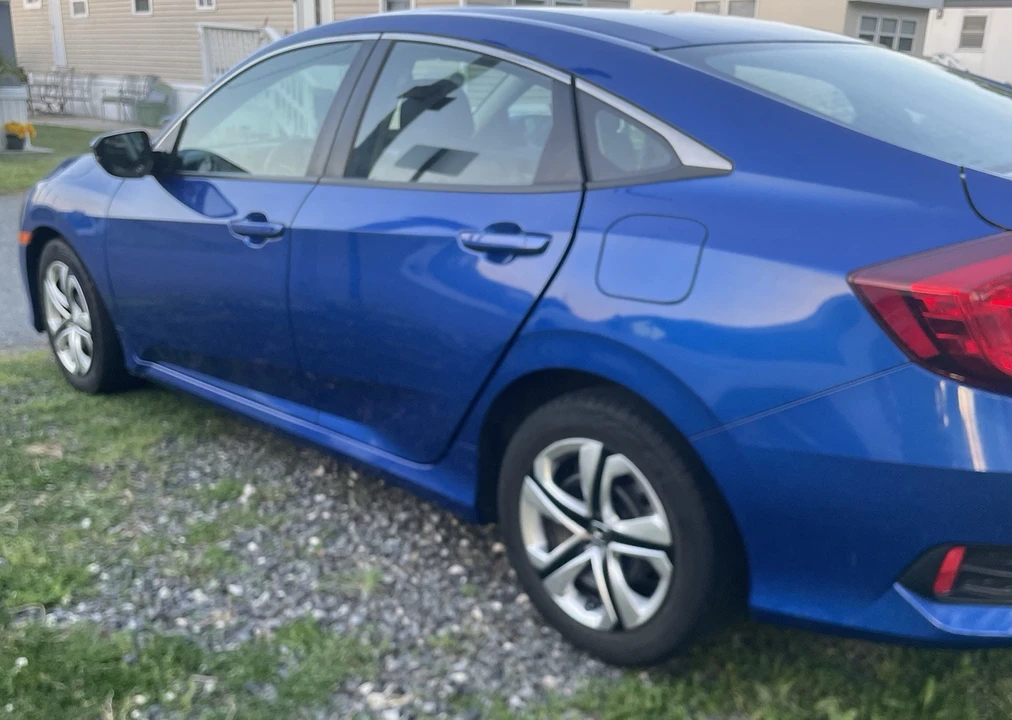 2018 Honda Civic 10th Gen - Image 2 of 22