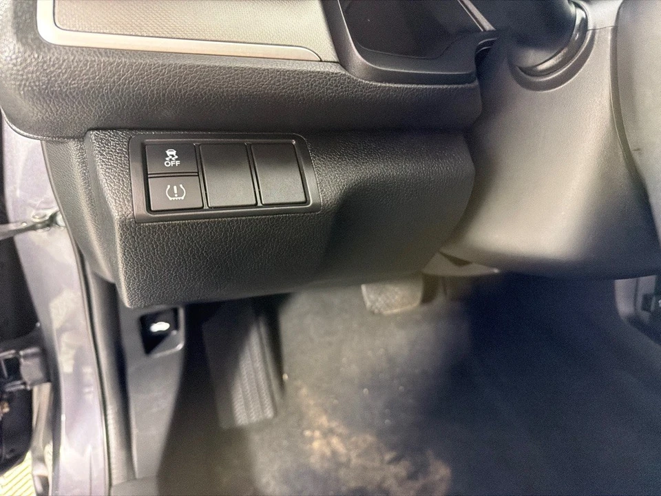 2018 Honda Civic 10th Gen - Image 13 of 25