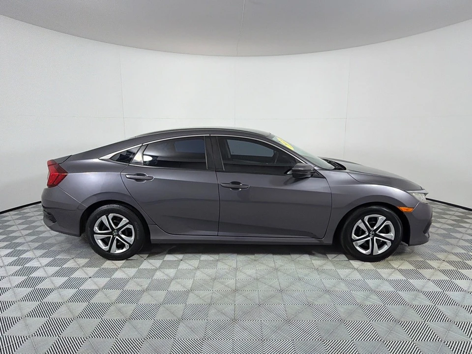 2018 Honda Civic 10th Gen - Image 4 of 25