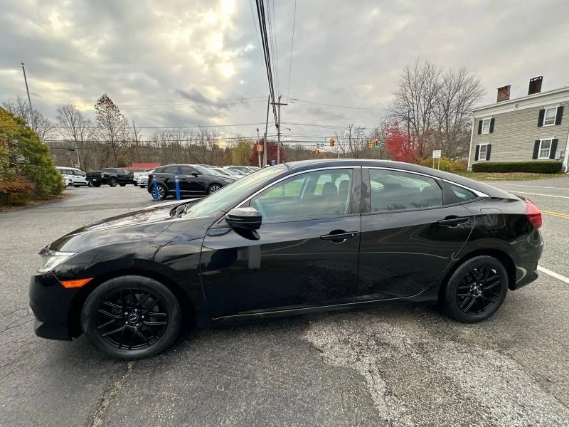 2018 Honda Civic 10th Gen - Image 7 of 12