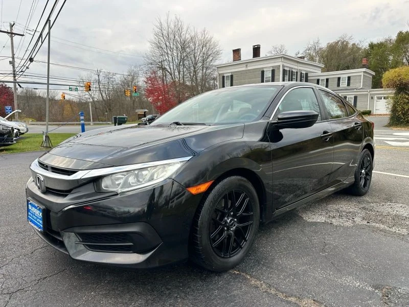 2018 Honda Civic 10th Gen - Image 3 of 12