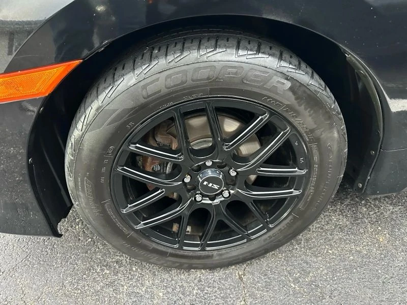 2018 Honda Civic 10th Gen - Image 9 of 12