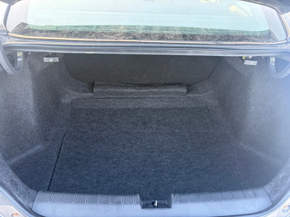 2018 Honda Civic 10th Gen - Image 10 of 12