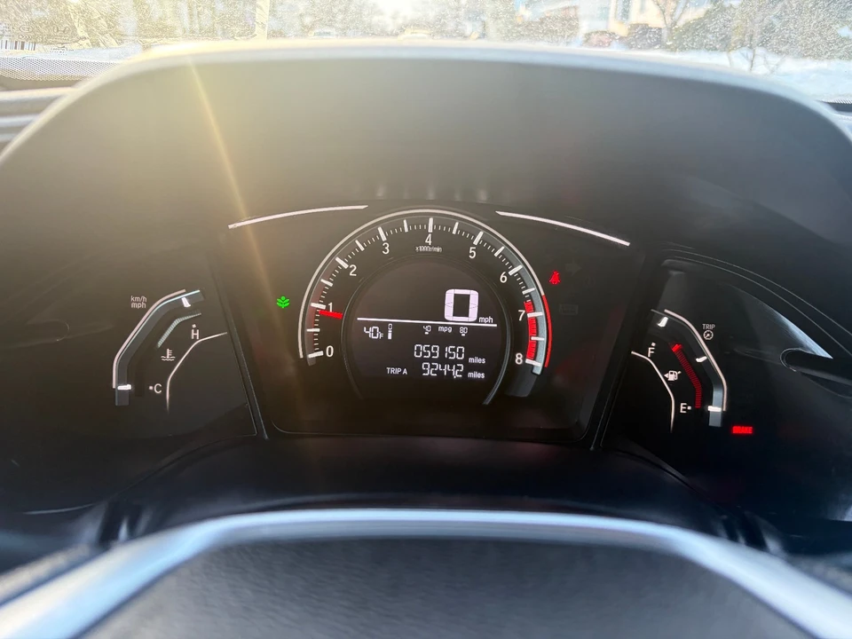 2018 Honda Civic 10th Gen - Image 9 of 12