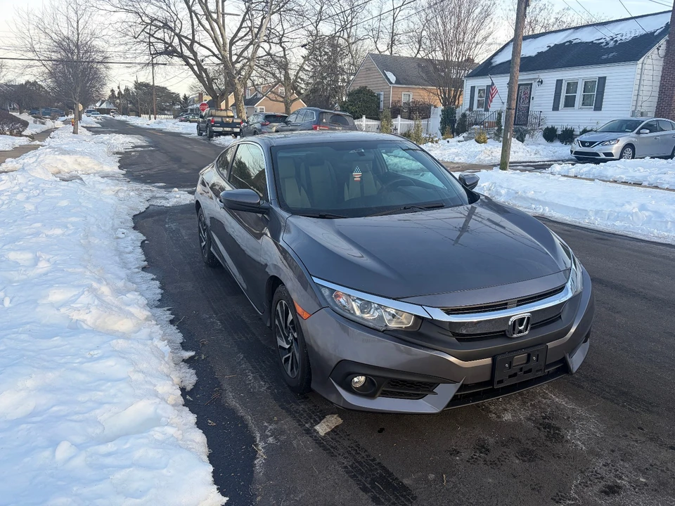 2018 Honda Civic 10th Gen - Image 2 of 12