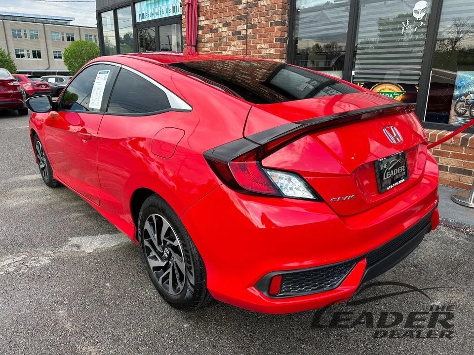 2018 Honda Civic 10th Gen - Image 4 of 15