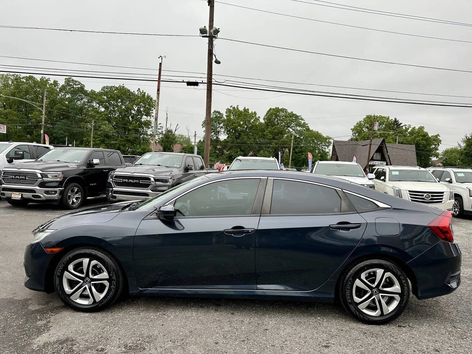 2018 Honda Civic 10th Gen - Image 6 of 28