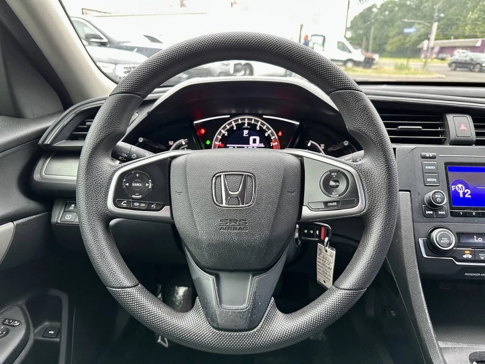 2018 Honda Civic 10th Gen - Image 19 of 28