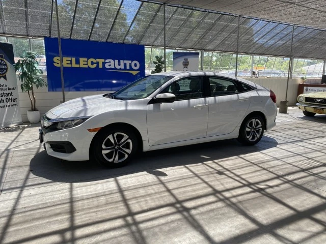 2018 Honda Civic 10th Gen - Image 12 of 31