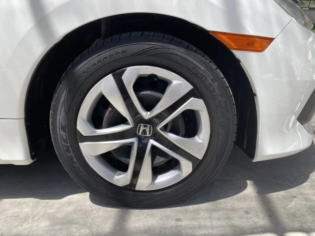 2018 Honda Civic 10th Gen - Image 20 of 31