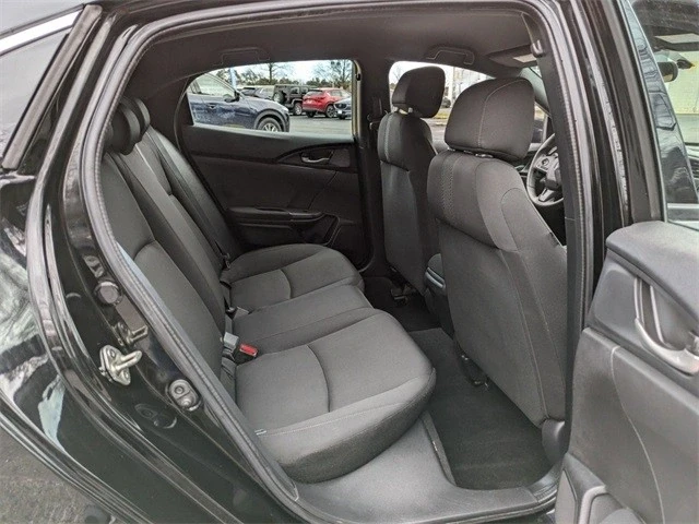 2018 Honda Civic 10th Gen - Image 16 of 21