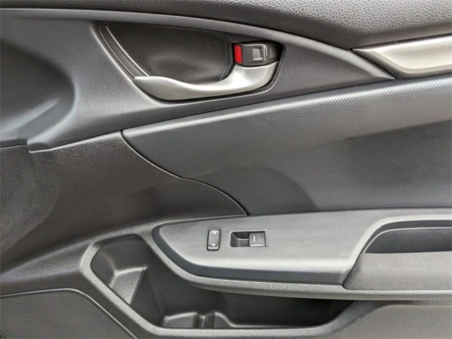 2018 Honda Civic 10th Gen - Image 15 of 21