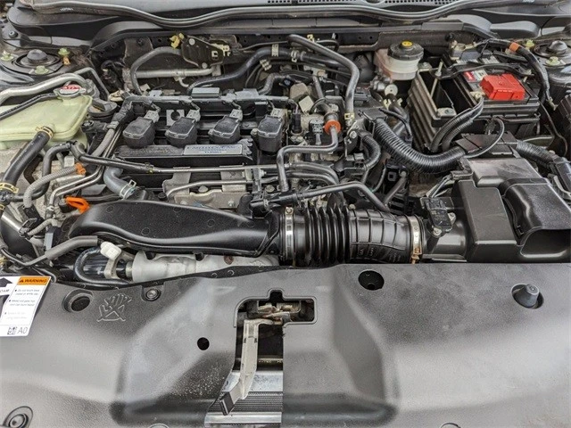 2018 Honda Civic 10th Gen - Image 10 of 12