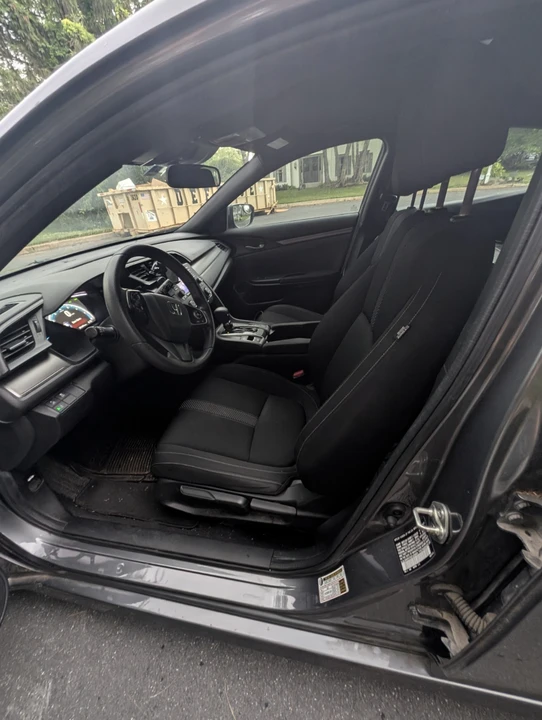2018 Honda Civic 10th Gen - Image 9 of 10
