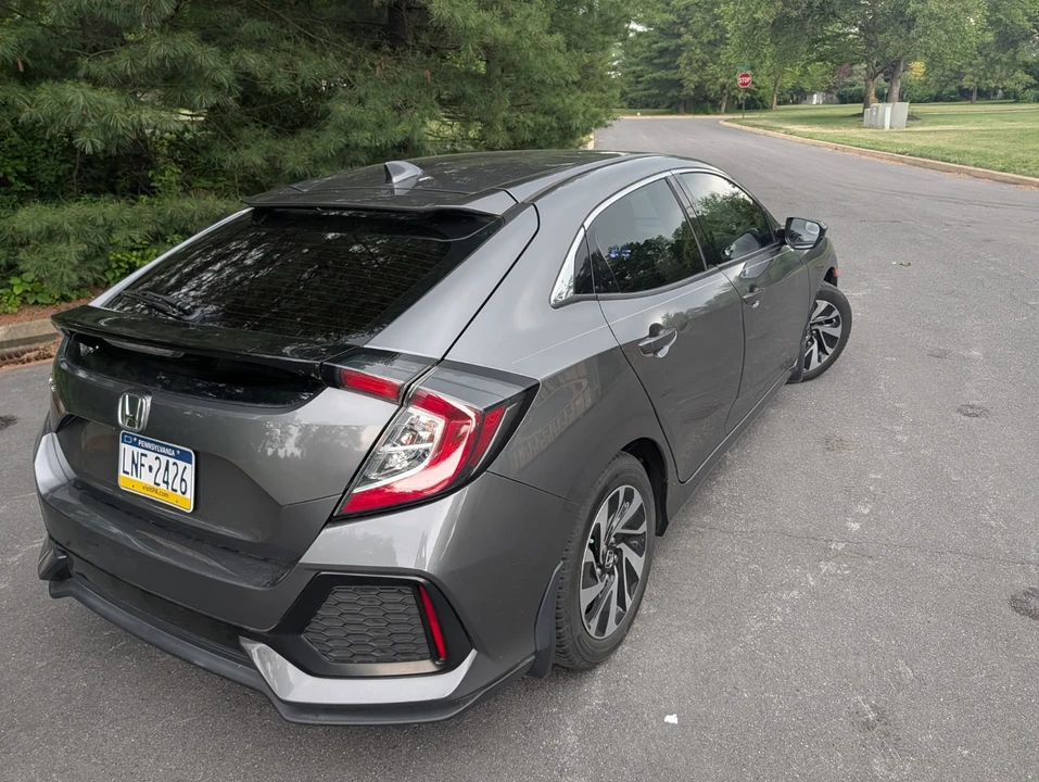 2018 Honda Civic 10th Gen - Image 5 of 10