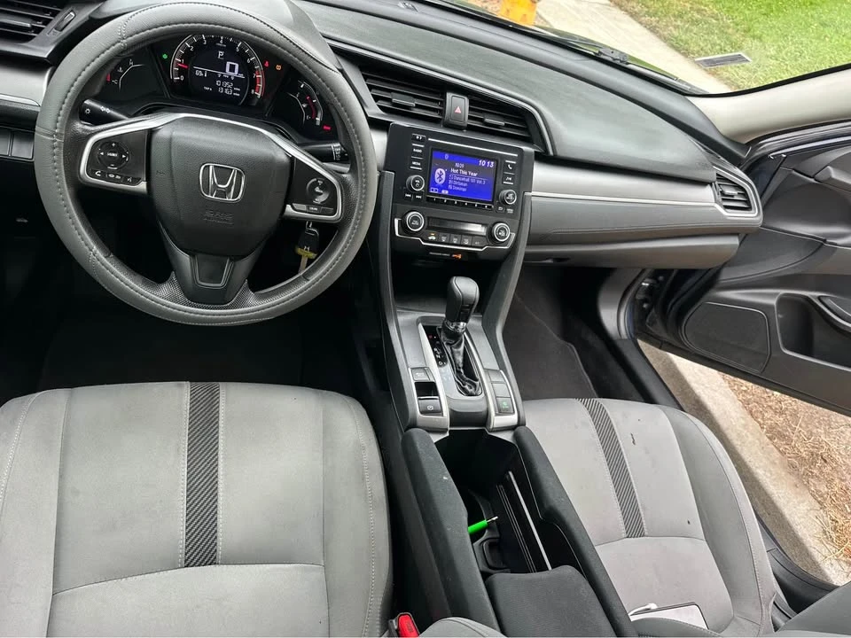 2018 Honda Civic 10th Gen - Image 12 of 16