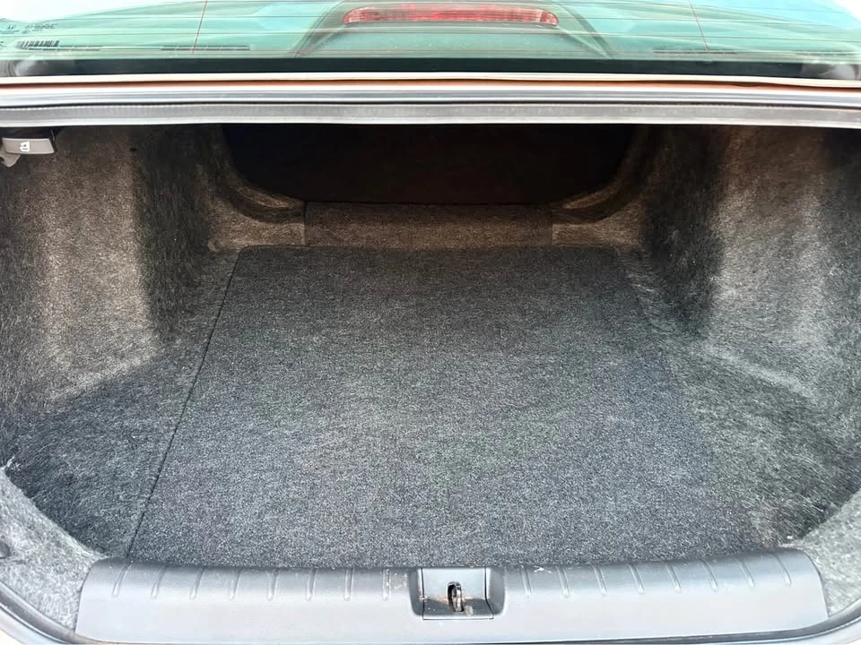 2018 Honda Civic 10th Gen - Image 13 of 14