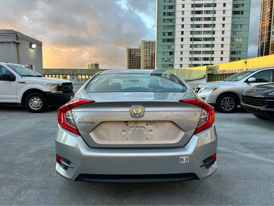 2018 Honda Civic 10th Gen - Image 5 of 14